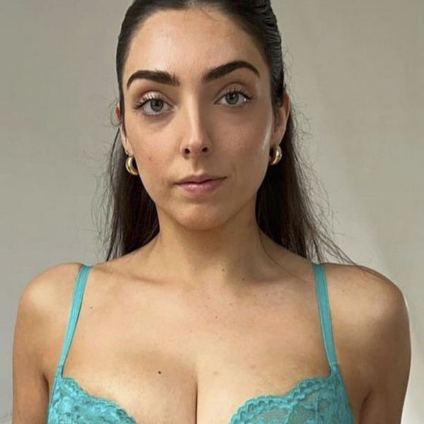 Body Positivity Advocate reveals what Real Breasts look Like